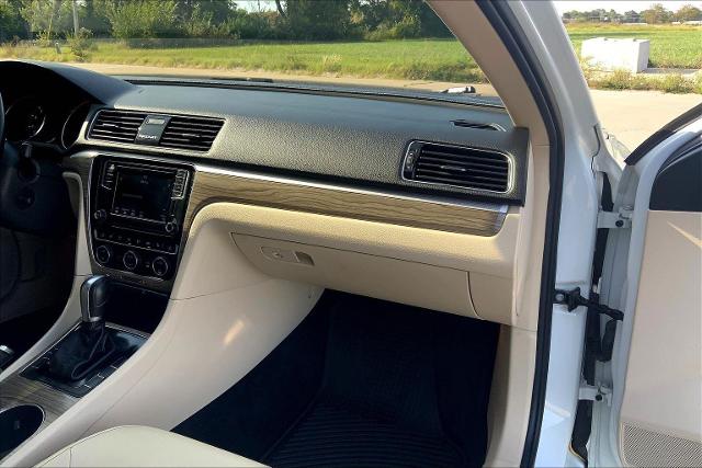 2018 Volkswagen Passat Vehicle Photo in TOPEKA, KS 66609-0000