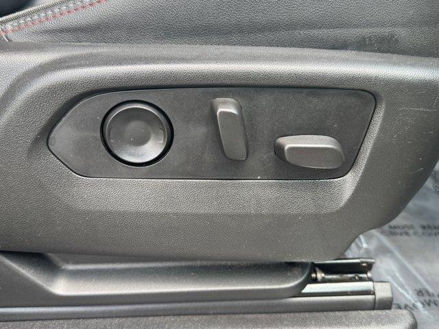 2021 Chevrolet Tahoe Vehicle Photo in LEOMINSTER, MA 01453-2952