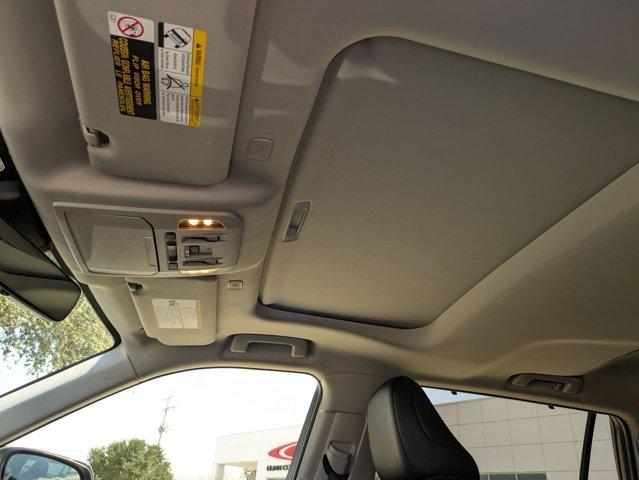 2024 Toyota Highlander Vehicle Photo in SELMA, TX 78154-1459