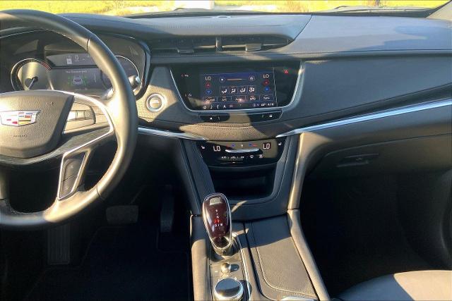 2025 Cadillac XT5 Vehicle Photo in TOPEKA, KS 66609-0000