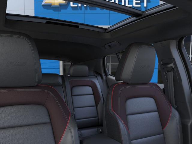 2025 Chevrolet Equinox EV photo 24 of 31