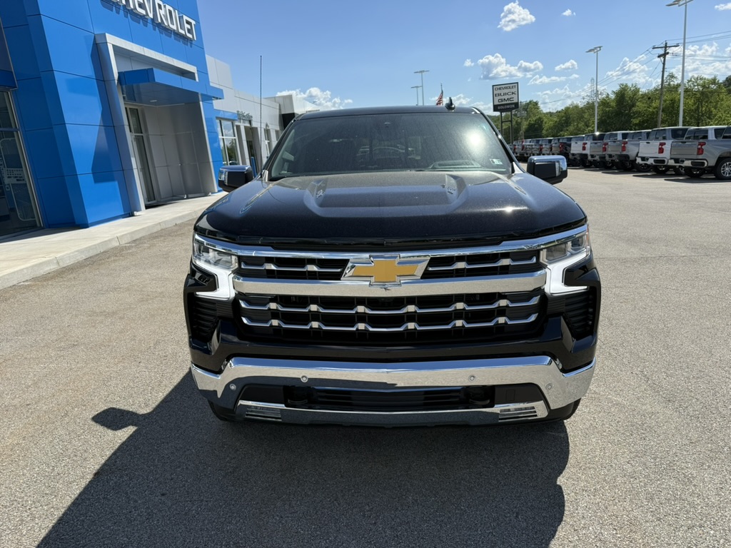 2026 Chevrolet Silverado 1500 photo 8 of 22