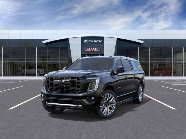 2026 GMC Yukon XL photo 8 of 32