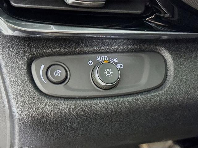 2025 Buick Envista Vehicle Photo in PUYALLUP, WA 98371-4149