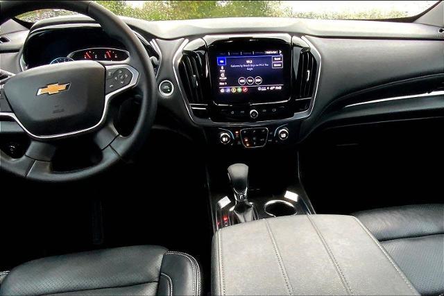 2023 Chevrolet Traverse Vehicle Photo in TOPEKA, KS 66609-0000