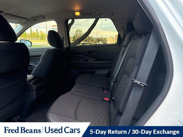 2024 Nissan Pathfinder Vehicle Photo in Flemington, NJ 08822