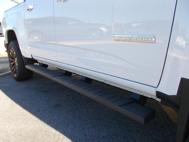 2022 GMC Canyon Vehicle Photo in LOWELL, MA 01852-4336