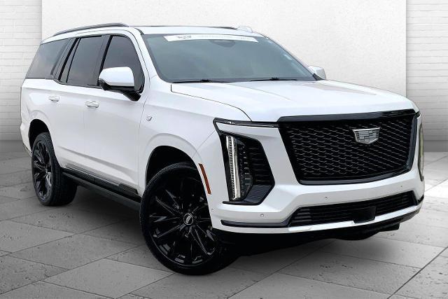2025 Cadillac Escalade Vehicle Photo in KANSAS CITY, MO 64114-4545