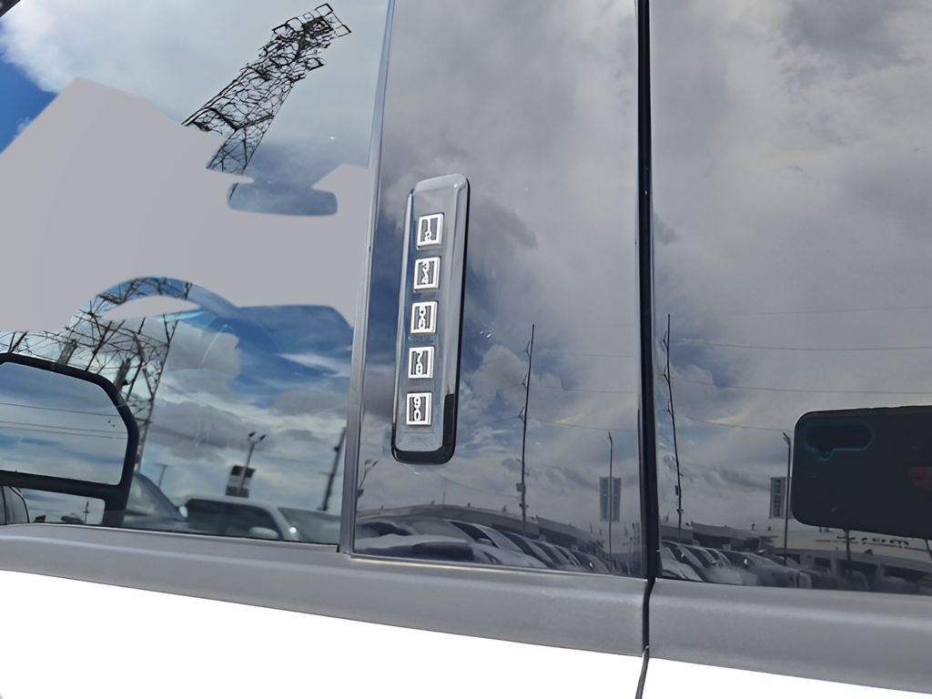 2023 Ford F-150 photo 11 of 35