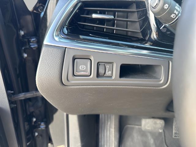 2025 Cadillac XT6 Vehicle Photo in MANITOWOC, WI 54220-5838