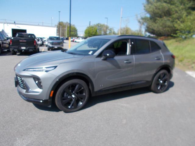 2025 Buick Envision Vehicle Photo in LOWELL, MA 01852-4336