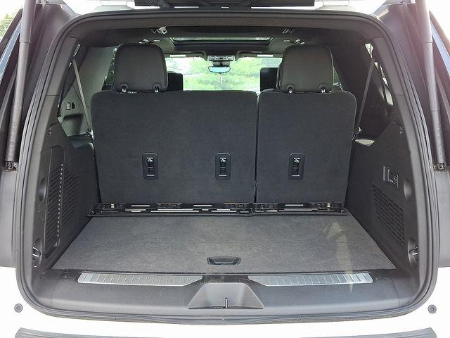 2025 GMC Yukon XL Vehicle Photo in DANBURY, CT 06810-5034