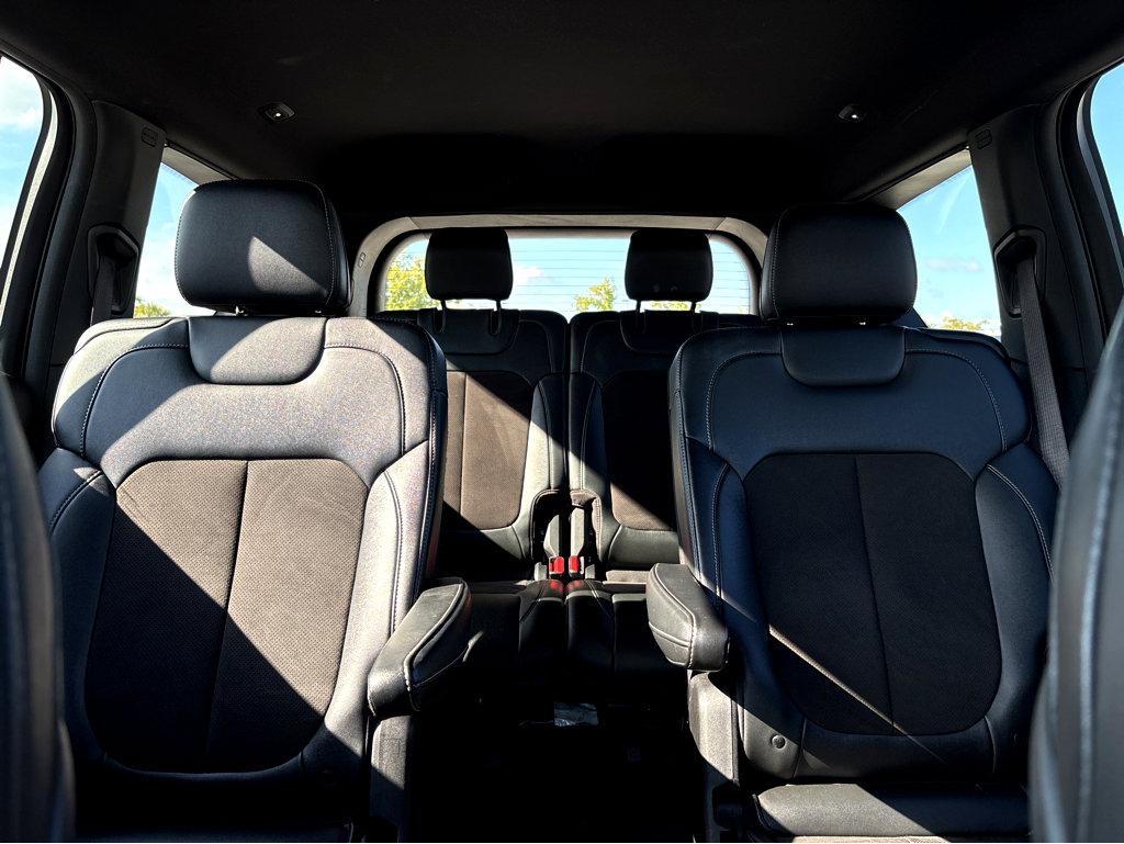 2023 Jeep Grand Cherokee L Vehicle Photo in POOLER, GA 31322-3252