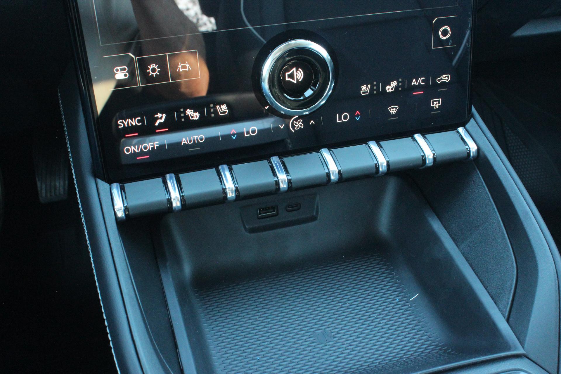 2026 GMC Terrain Vehicle Photo in AURORA, CO 80012-4011