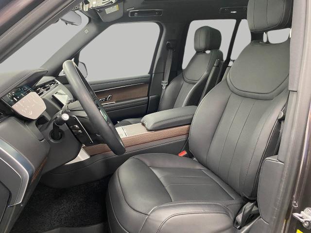 2025 Range Rover Vehicle Photo in Appleton, WI 54913