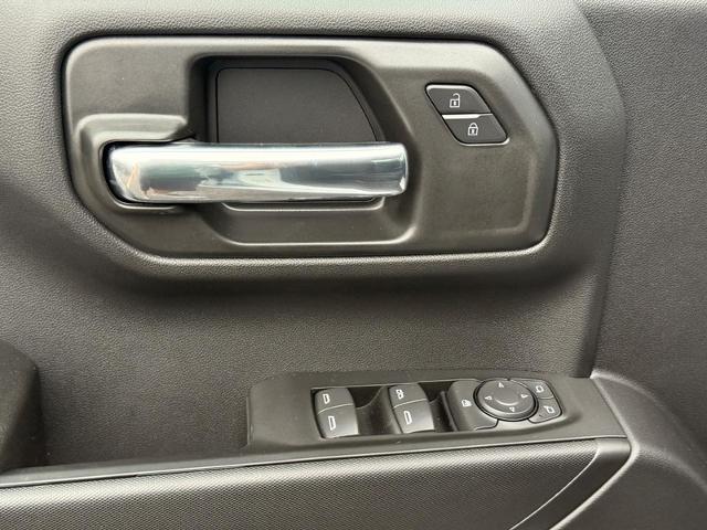 2026 Chevrolet Silverado 1500 Vehicle Photo in COLUMBIA, MO 65203-3903