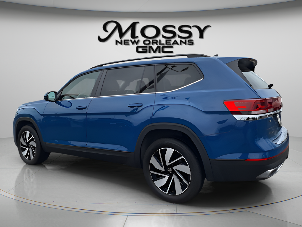 2026 Volkswagen Atlas photo 7 of 36