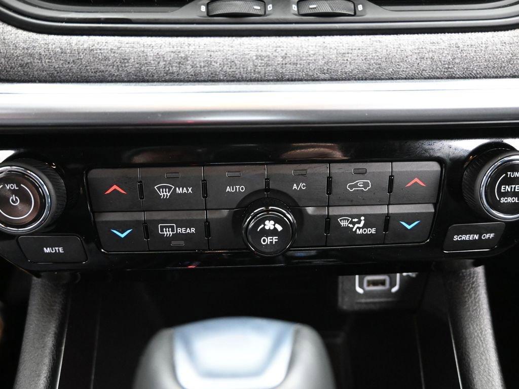 2022 Jeep Compass Vehicle Photo in Cedar Rapids, IA 52402