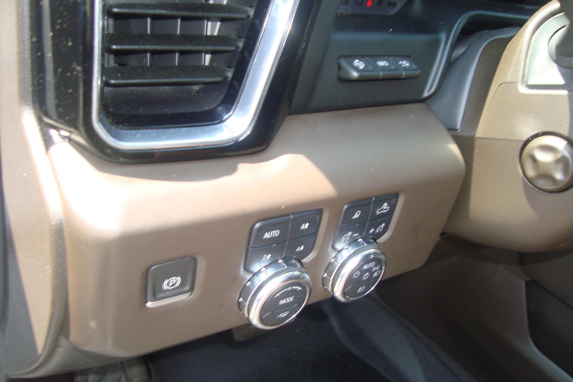 2024 GMC Sierra 1500 Vehicle Photo in PORTSMOUTH, NH 03801-4196