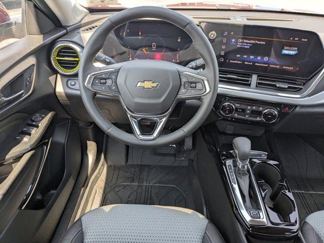 2025 Chevrolet Trax Vehicle Photo in BRUNSWICK, GA 31525-1881