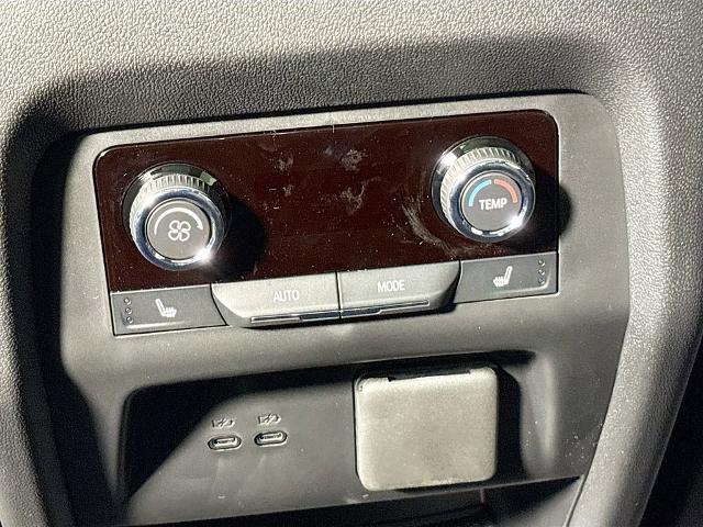 2026 Chevrolet Traverse Vehicle Photo in PUYALLUP, WA 98371-4149
