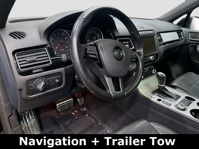 2017 Volkswagen Touareg Vehicle Photo in EVERETT, WA 98203-5662