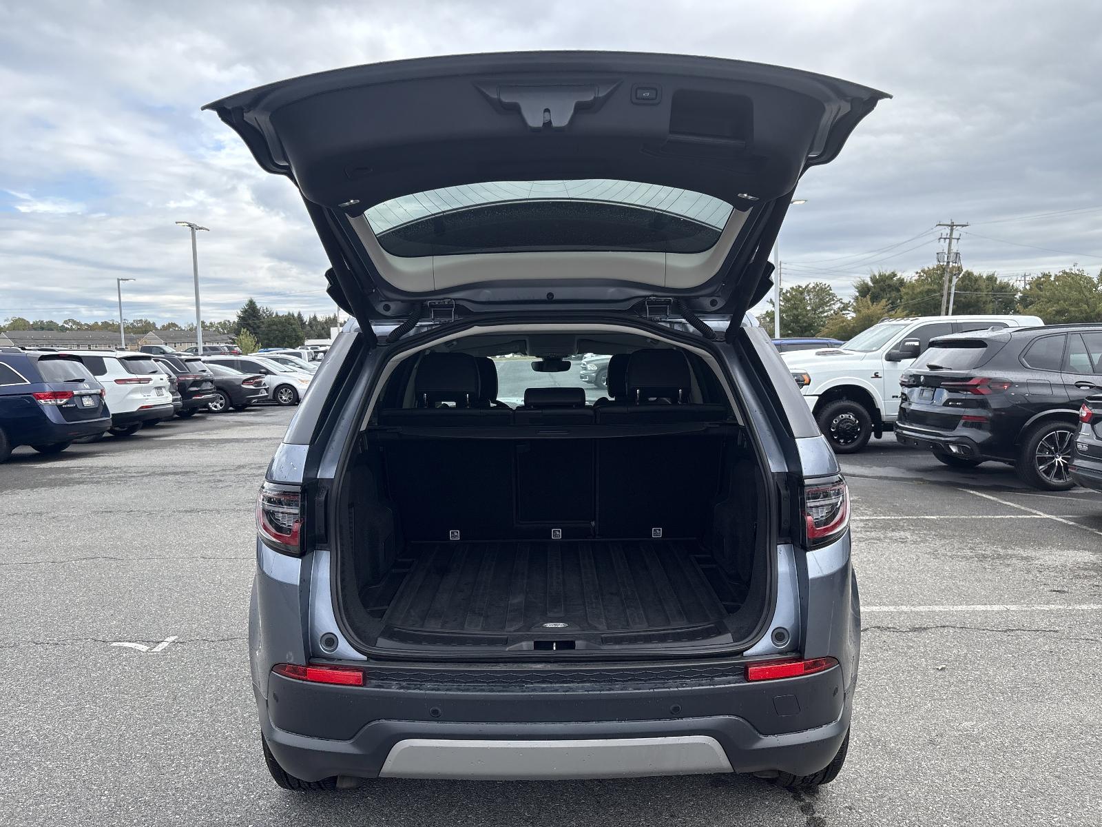 2020 Land Rover Discovery Sport Vehicle Photo in Mechanicsburg, PA 17050
