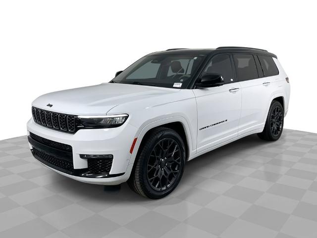 2023 Jeep Grand Cherokee L Vehicle Photo in GILBERT, AZ 85297-0402