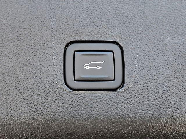 2023 Chevrolet Traverse Vehicle Photo in DANBURY, CT 06810-5034