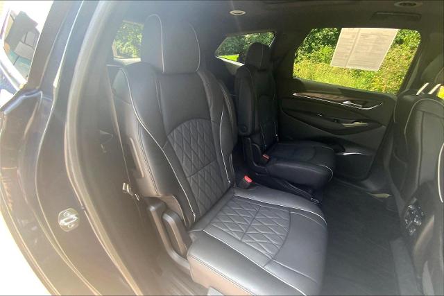 2023 Buick Enclave Vehicle Photo in KANSAS CITY, MO 64114-4545