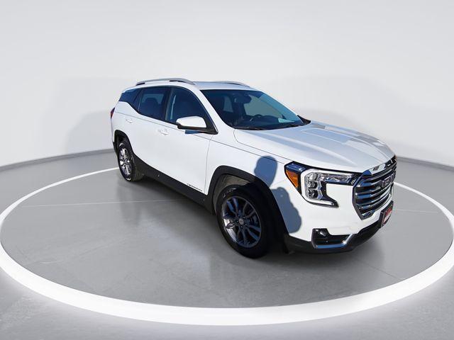2024 GMC Terrain Vehicle Photo in Pleasant Hills, PA 15236