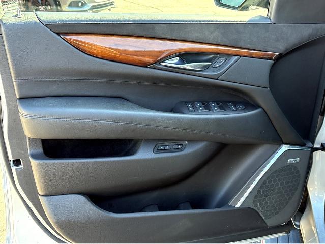 2015 Cadillac Escalade Vehicle Photo in BEAUFORT, SC 29906-4218