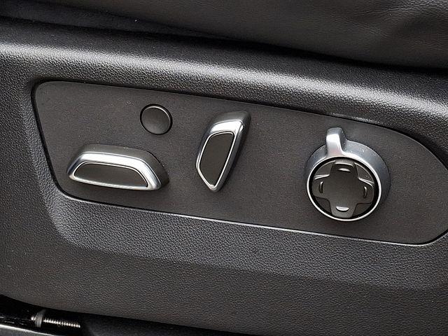 2024 Cadillac Escalade Vehicle Photo in DANBURY, CT 06810-5034