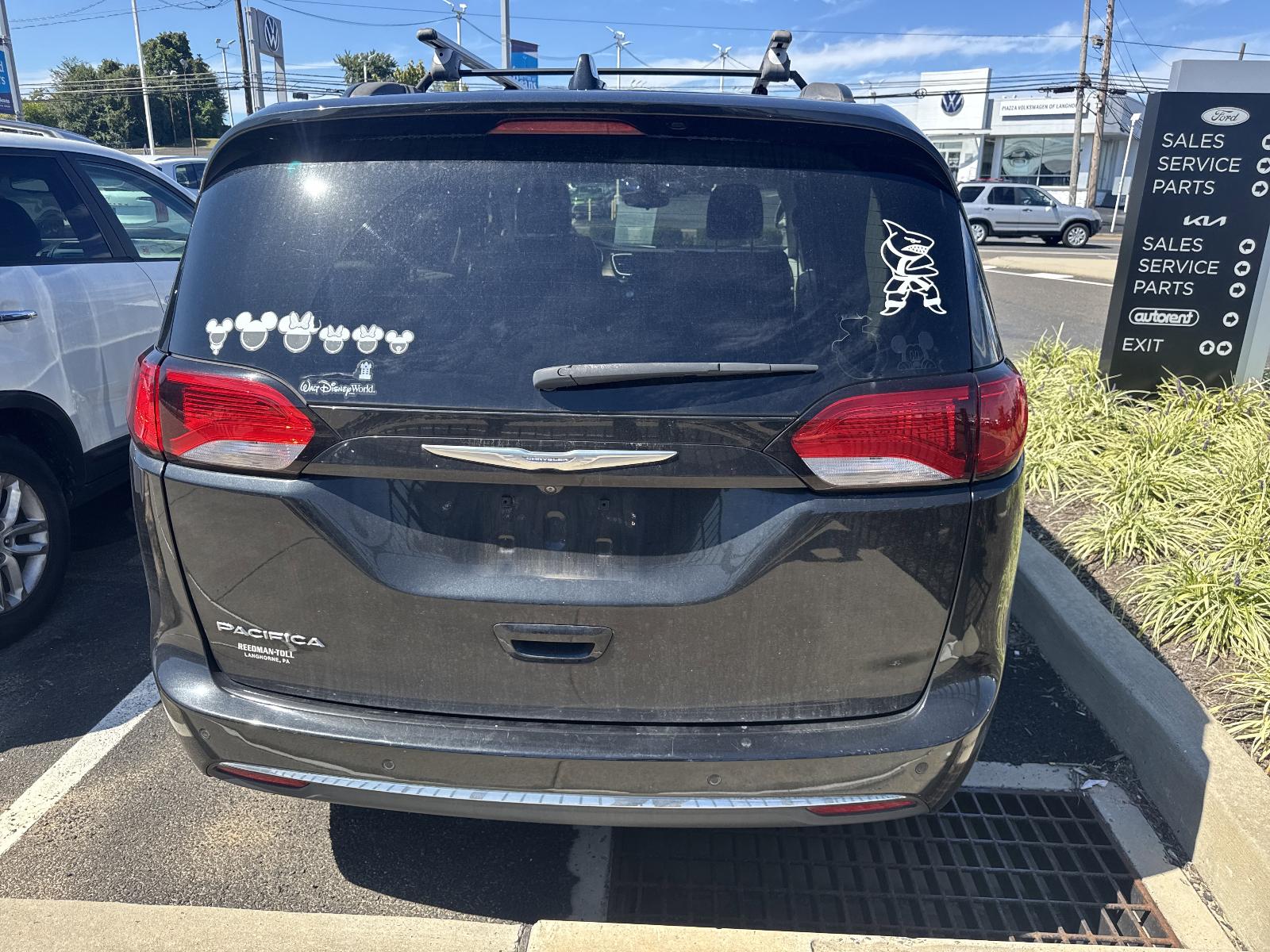 2017 Chrysler Pacifica Vehicle Photo in Langhorne, PA 19047