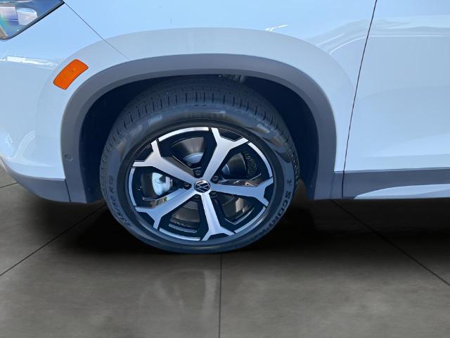 2025 Volkswagen Tiguan Vehicle Photo in Oshkosh, WI 54904