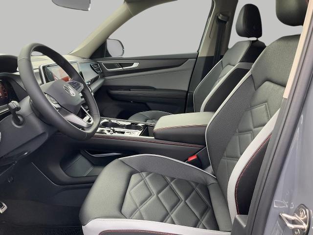 2026 Volkswagen Atlas Vehicle Photo in Oshkosh, WI 54904