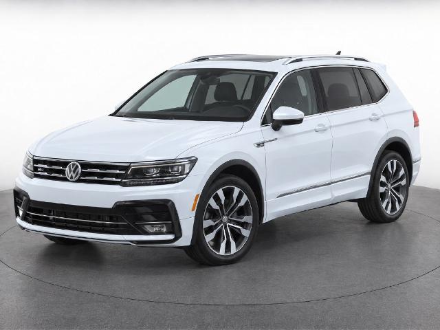 2020 Volkswagen Tiguan Vehicle Photo in Lees Summit, MO 64086