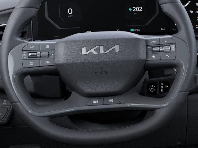 2025 Kia EV9 Vehicle Photo in Westbrook, ME 04092