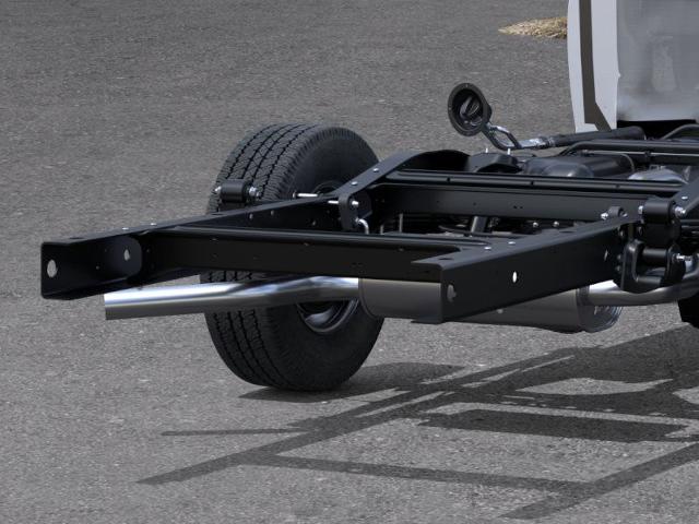 2025 Chevrolet Express Commercial Cutaway Vehicle Photo in INDEPENDENCE, MO 64055-1314