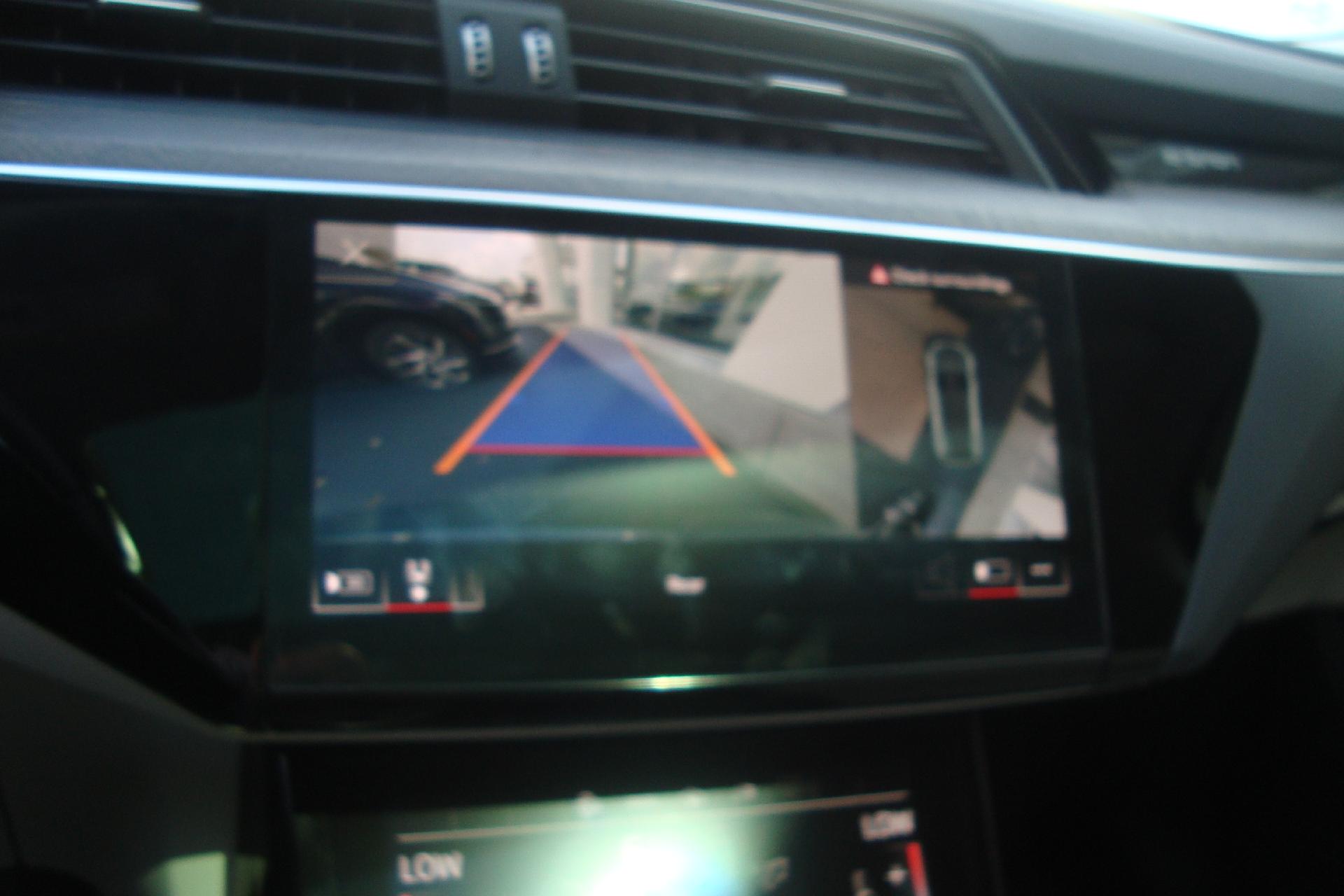 2022 Audi e-tron Vehicle Photo in PORTSMOUTH, NH 03801-4196