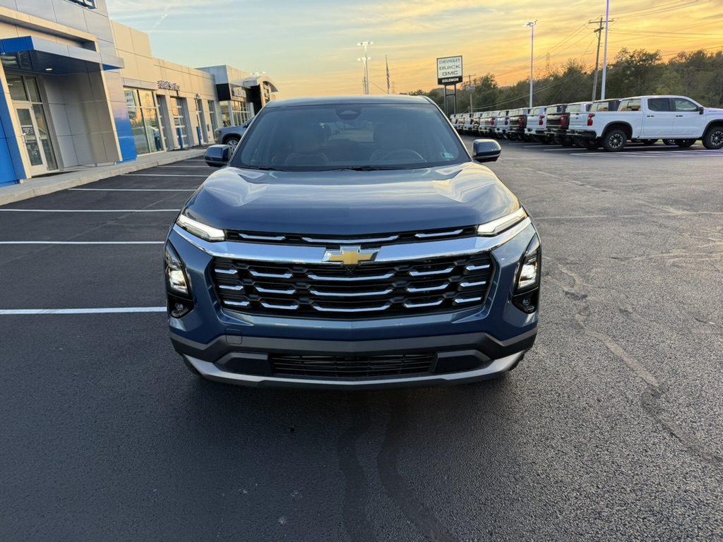 2027 Chevrolet Equinox photo 8 of 20