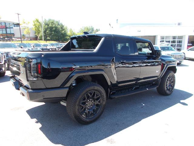 2025 GMC HUMMER EV Pickup Vehicle Photo in LOWELL, MA 01852-4336