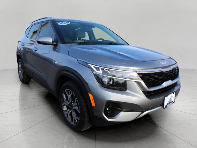 2022 Kia Seltos Vehicle Photo in Neenah, WI 54956