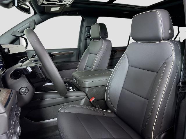 2026 Chevrolet Suburban Vehicle Photo in PUYALLUP, WA 98371-4149