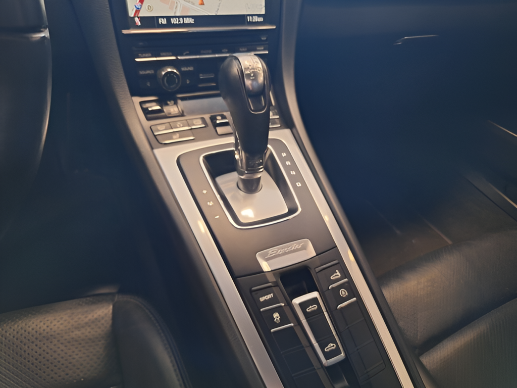 2013 Porsche Boxster photo 14 of 32