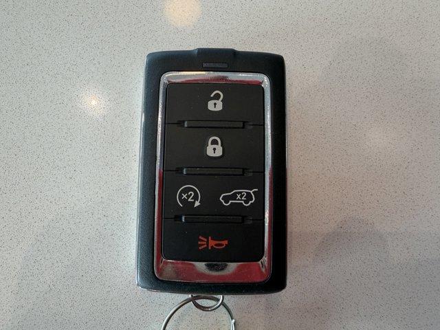 2021 Jeep Grand Cherokee L Vehicle Photo in LEOMINSTER, MA 01453-2952