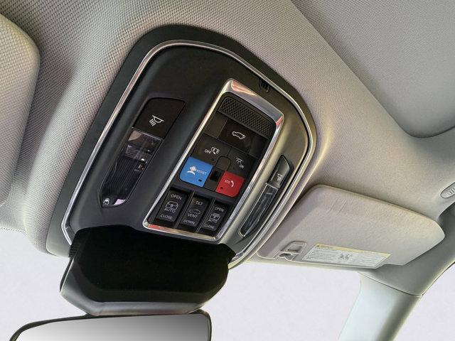 2021 Jeep Grand Cherokee L Vehicle Photo in LEOMINSTER, MA 01453-2952