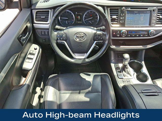 2019 Toyota Highlander Vehicle Photo in DANBURY, CT 06810-5034