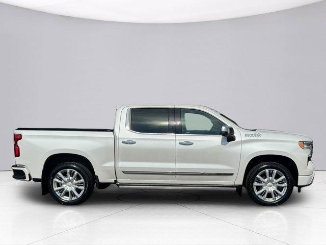 2022 Chevrolet Silverado 1500 Vehicle Photo in LEOMINSTER, MA 01453-2952