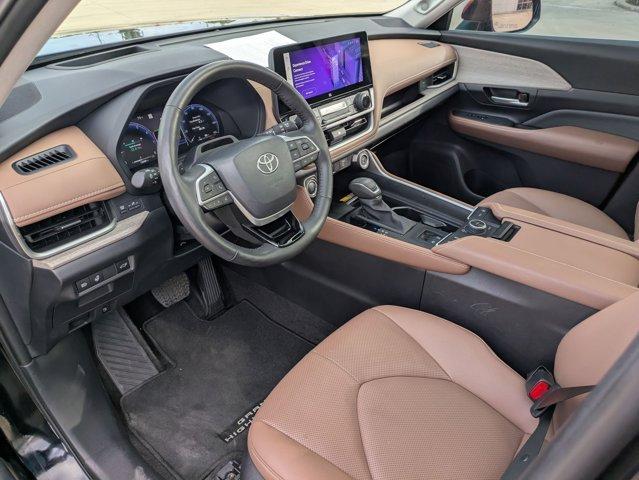 2024 Toyota Grand Highlander Vehicle Photo in SELMA, TX 78154-1459